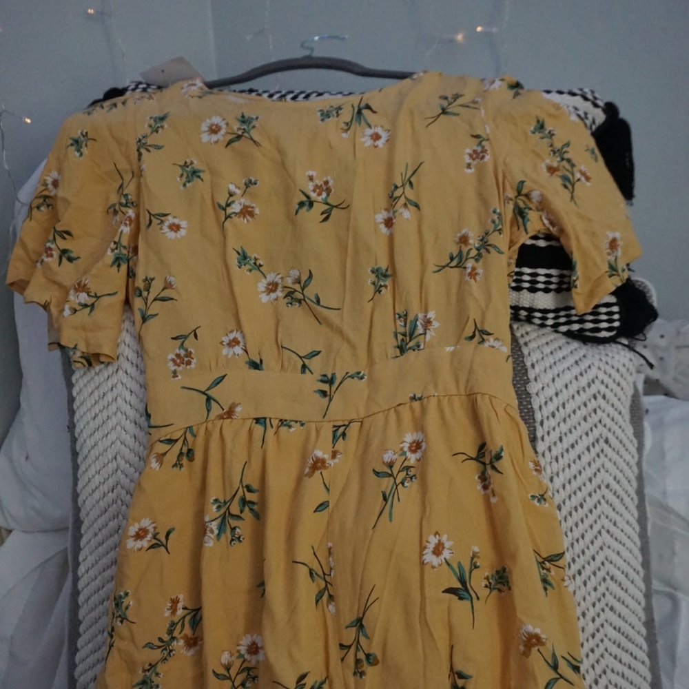 Floral Yellow dress/wromper - Picture 1 of 2
